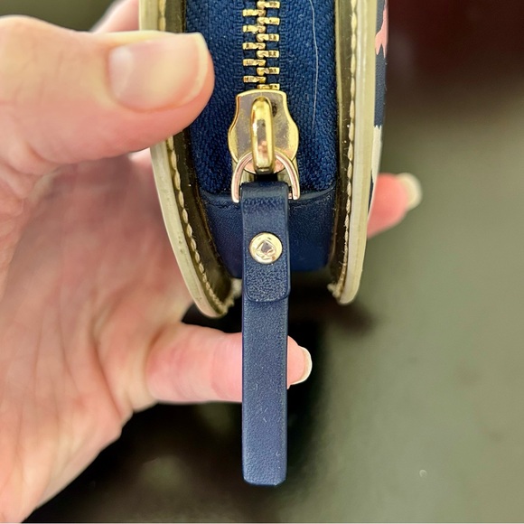 Kate Spade Expand Your Horizons around Coin Purse - Picture 7 of 17